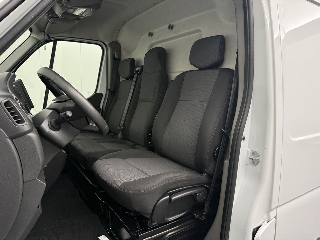Renault Master 2.3DCi 180PK L3H2 Maxi | Multimedia | Trekhaak