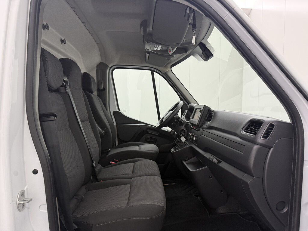 Renault Master 2.3DCi 180PK L3H2 Maxi | Multimedia | Trekhaak