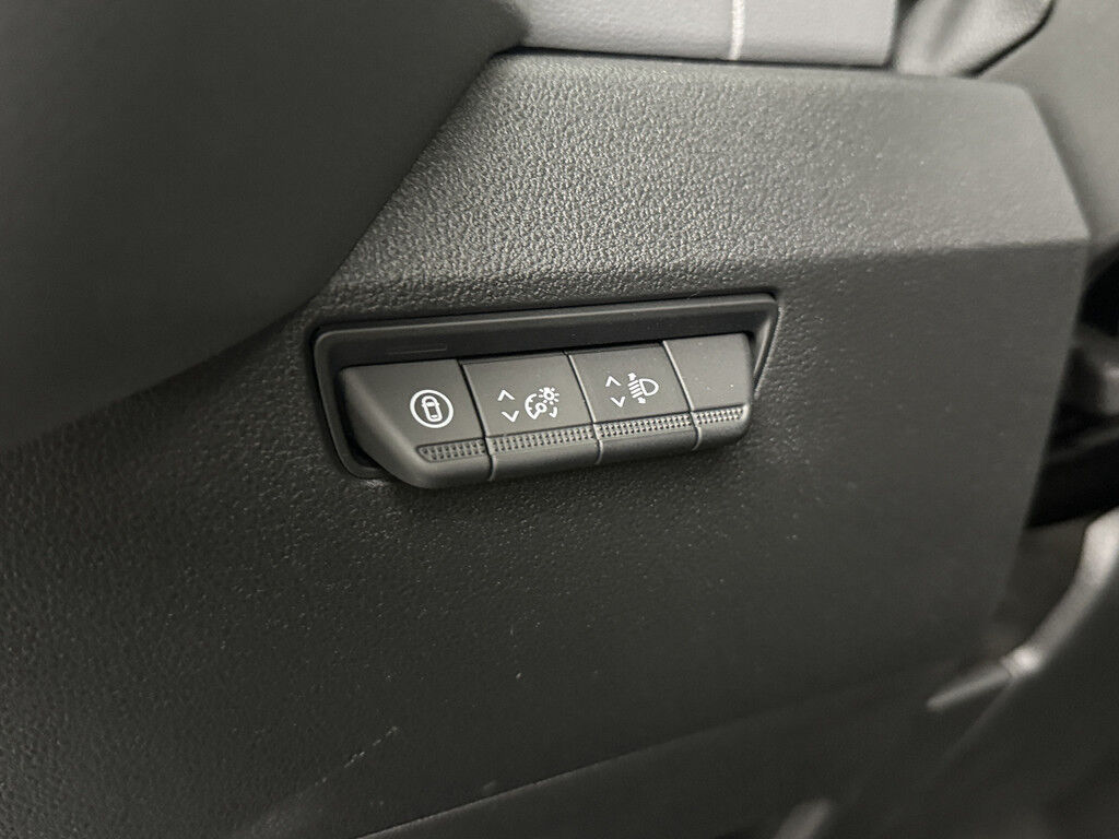 Renault Master E-Tech 87Kwh L2H2 | Zeer Compleet !! | Direct Rijden !!! | 2450Kg Trekhaak