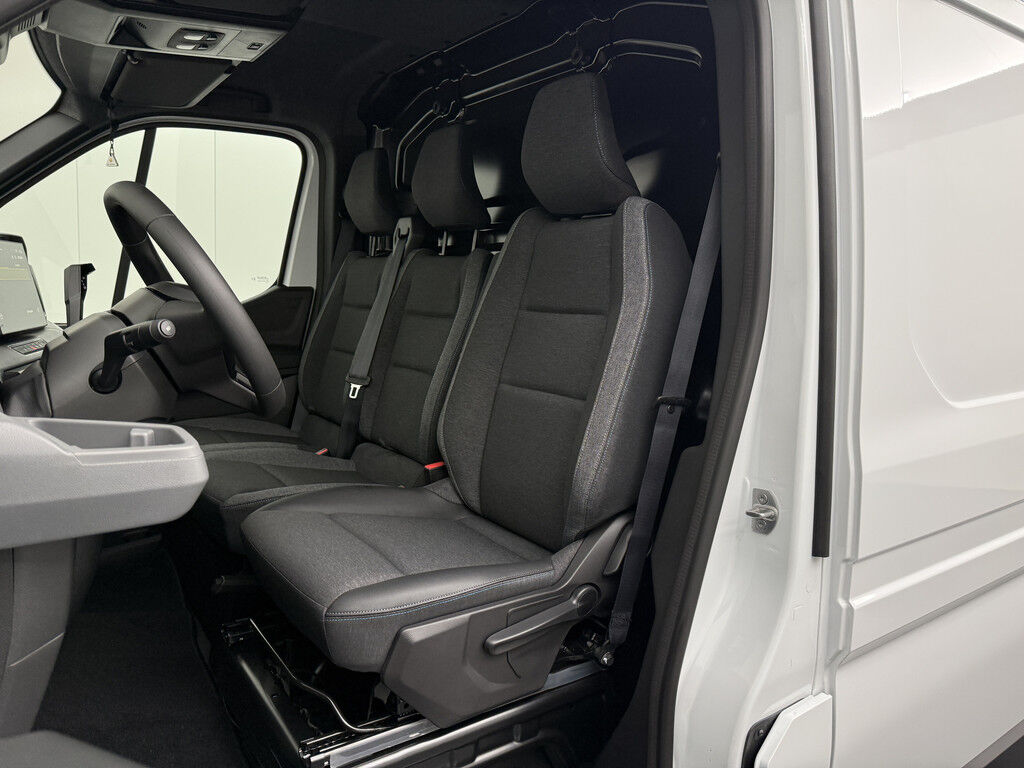 Renault Master E-Tech 87Kwh L2H2 | Zeer Compleet !! | Direct Rijden !!! | 2450Kg Trekhaak