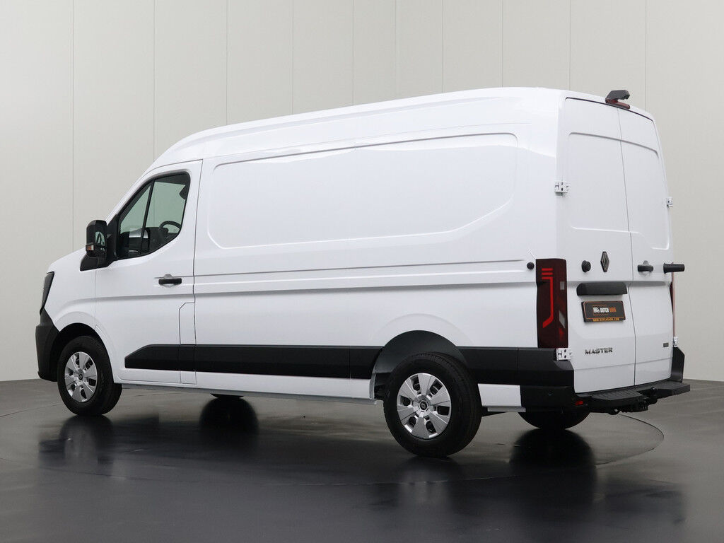 Renault Master E-Tech 87Kwh L2H2 | Zeer Compleet !! | Direct Rijden !!! | 2450Kg Trekhaak