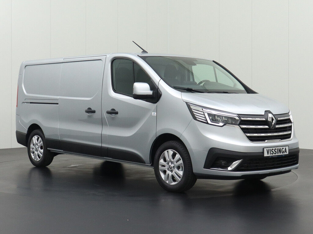 Renault Trafic T30 L2H1 150 pk Automaat