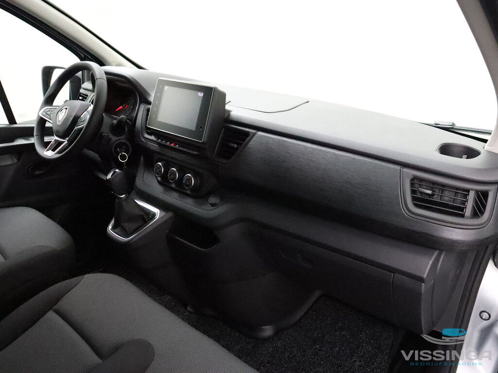 Renault Trafic T30 L2H1 150 pk Automaat