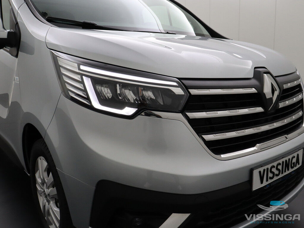 Renault Trafic T30 L2H1 150 pk Automaat