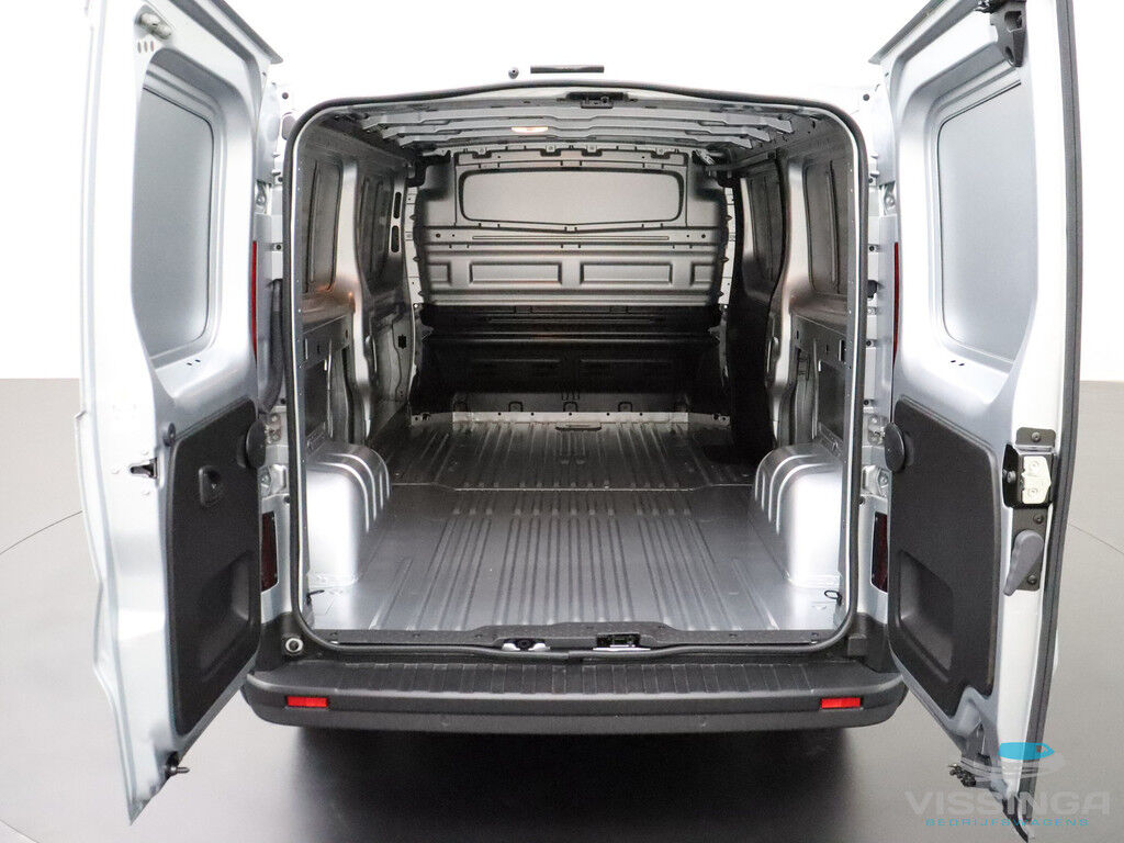 Renault Trafic T30 L2H1 150 pk Automaat