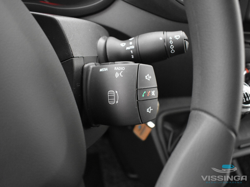 Renault Master T35 2.3 dCi L2H2 180 pk Twin-Turbo