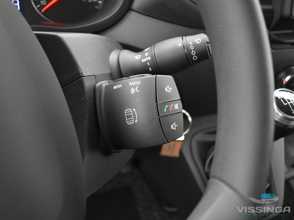 Renault Master T35 2.3 dCi L2H2 150 pk Twin-Turbo