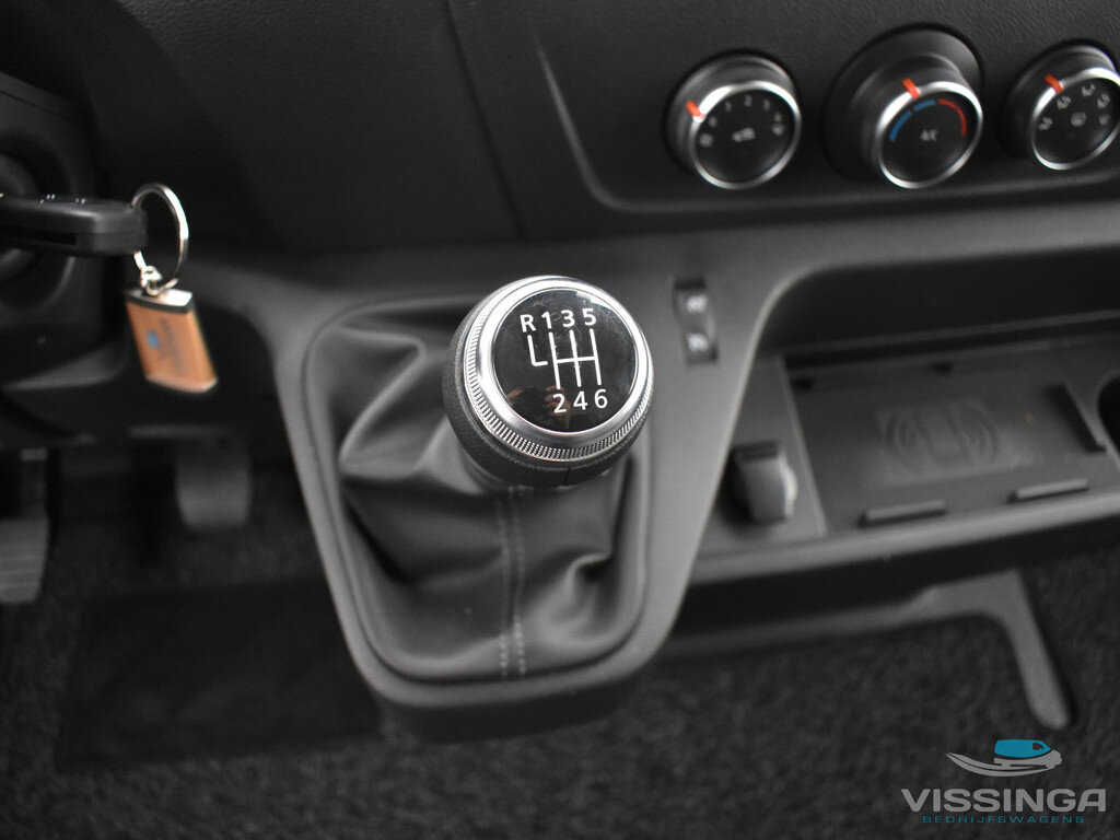 Renault Master T35 2.3 dCi L2H2 150 pk Twin-Turbo