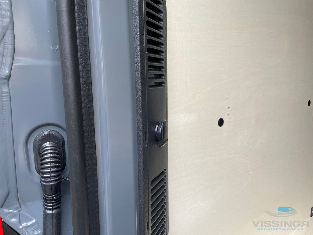 Renault Master T35 2.3 dCi L2H2 150 pk Twin-Turbo