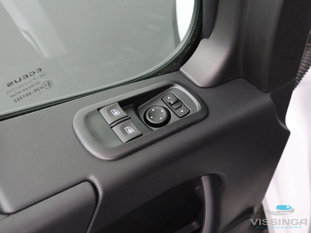 Renault Master FWD T35 2.3 dCi 145 pk Pick-Up