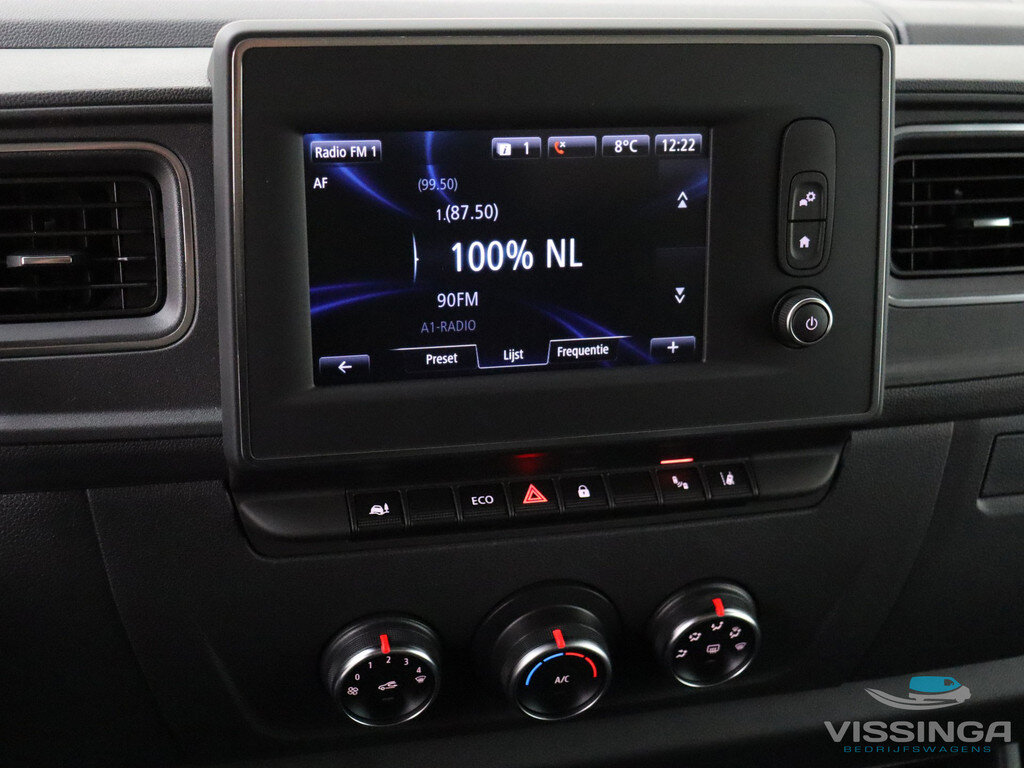 Renault Master T35 2.3 dCi L2H2 150 pk S-Edition