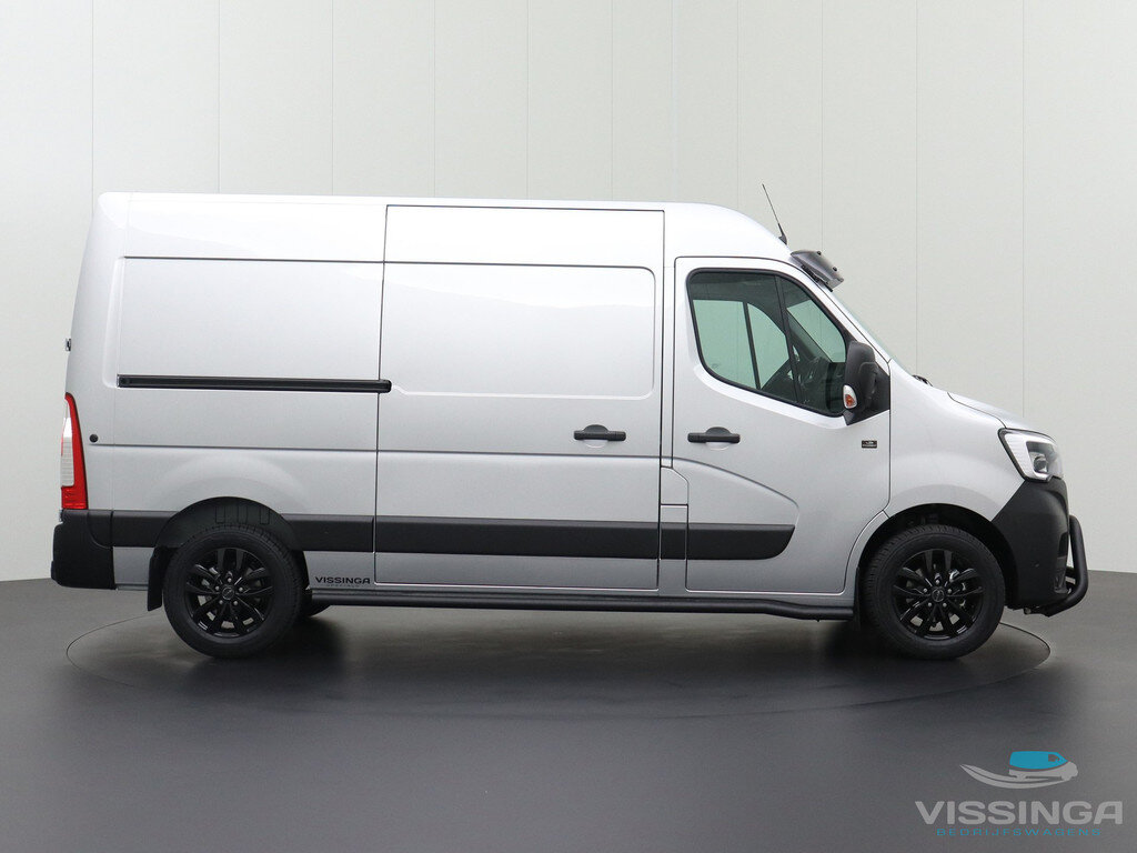 Renault Master T35 2.3 dCi L2H2 150 pk S-Edition