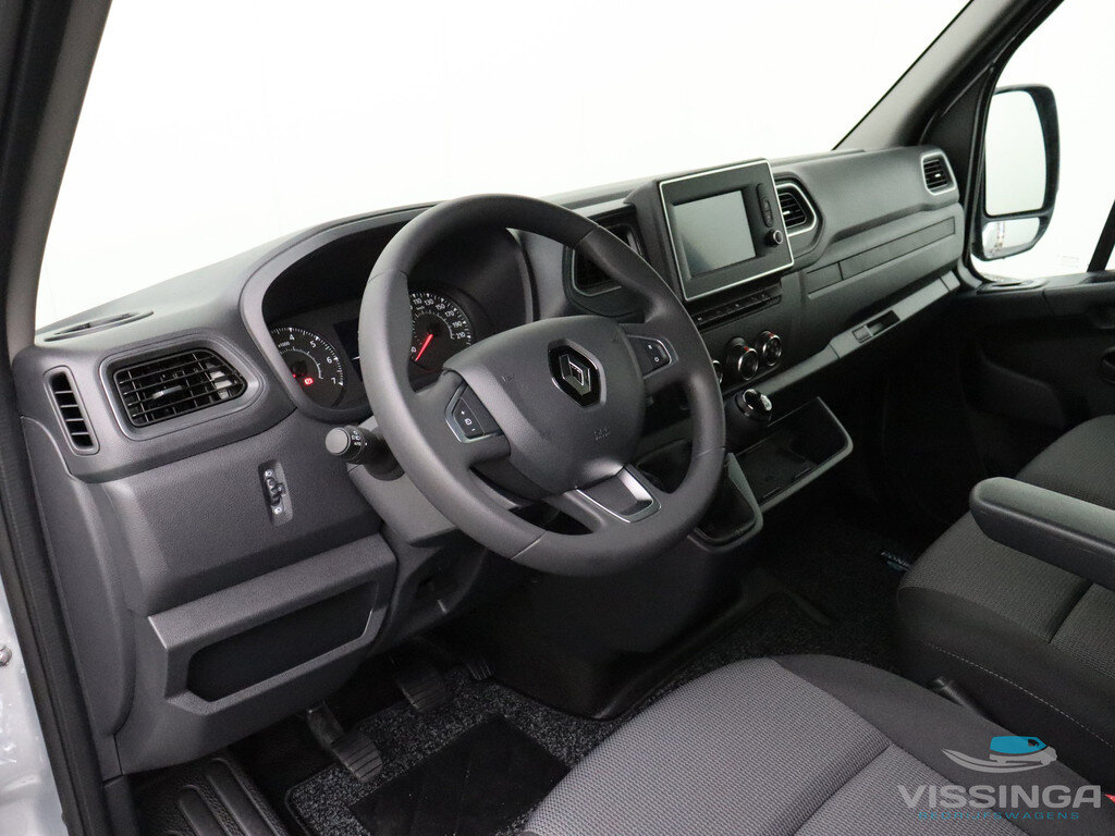 Renault Master T35 2.3 dCi L2H2 150 pk S-Edition