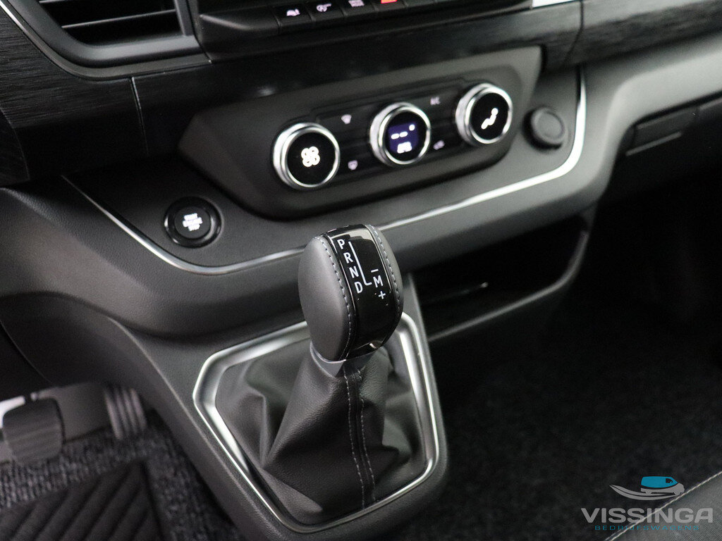 Renault Trafic L2H1 170 pk Automaat Dubbel Cabine Extra Luxe Zilver