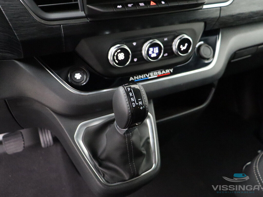 Renault Trafic L2H1 170 pk Anniversary Edition Automaat Dubbele Cabine Zwart