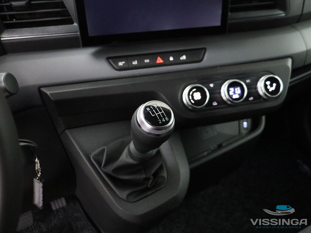 Renault Master L2H2 170 pk Extra luxe G-Edition (grijs)