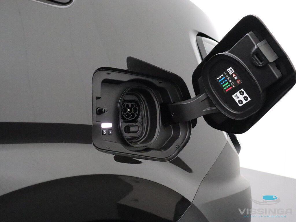 Renault Master E-Tech T35 L2H2 E-Tech Long-Range 87 kWh