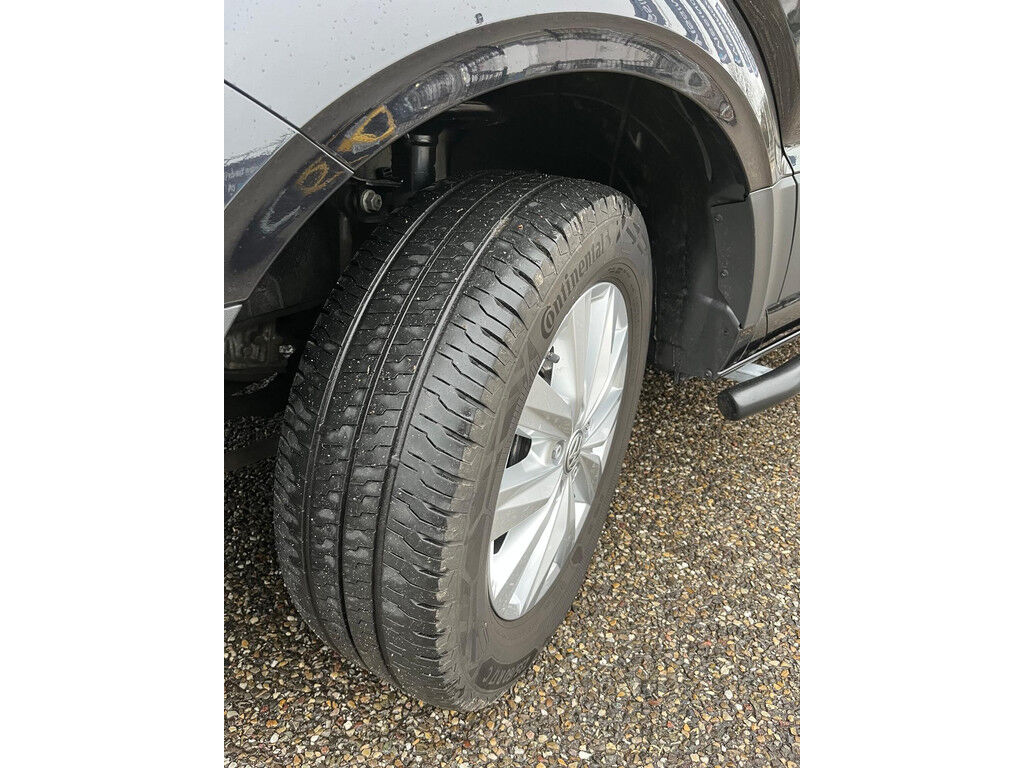 Volkswagen Crafter 35 2.0 TDI L3H3 Exclusive Massage / LED / Leder