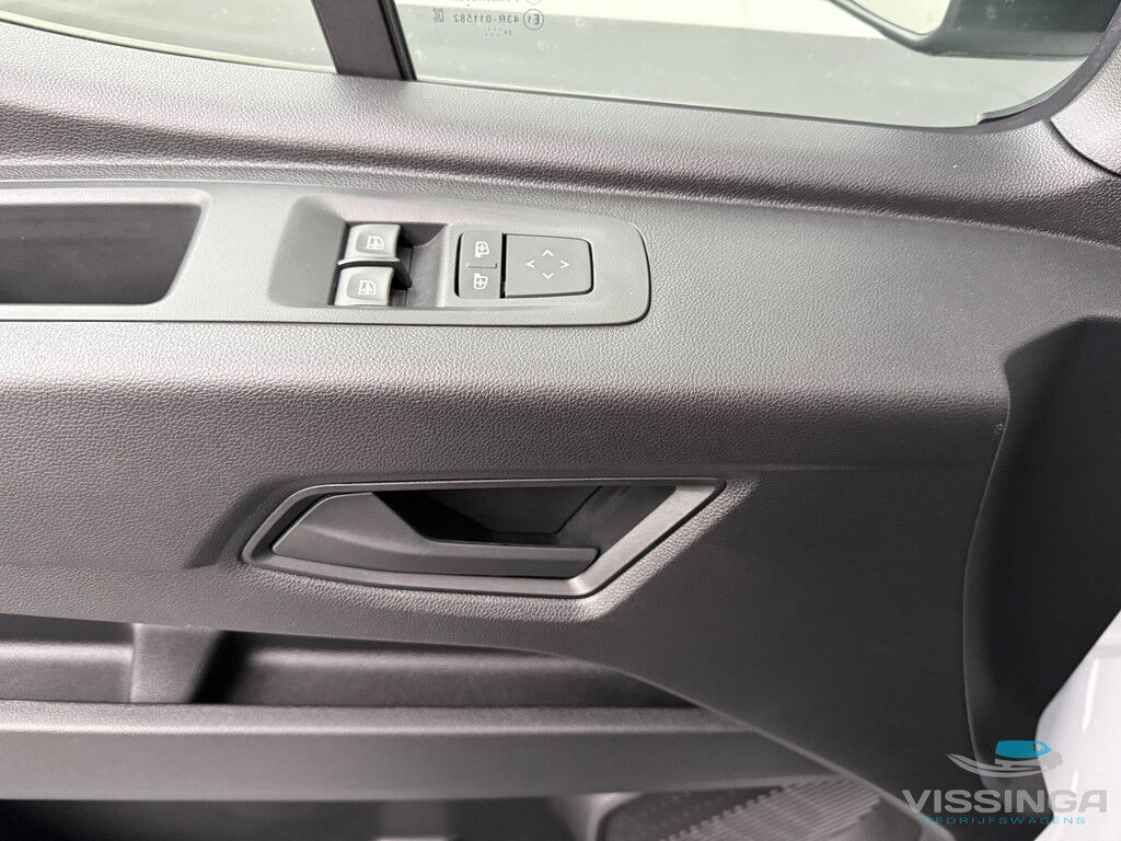 Nissan Interstar-e L2H2 Limited 87 kWh